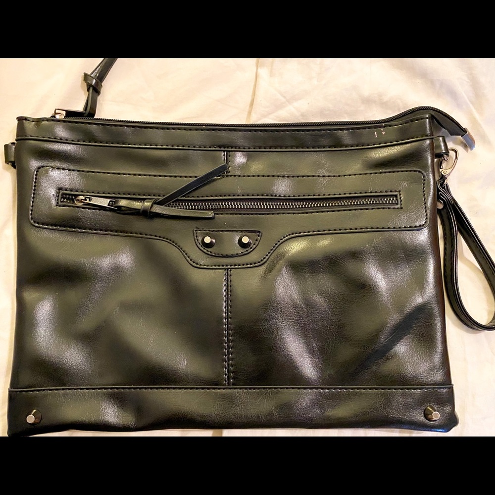 Black Clutch